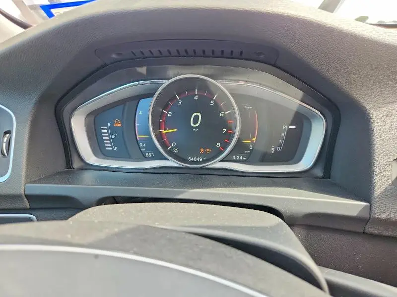 2018 VOLVO S60 DYNAMIC  
