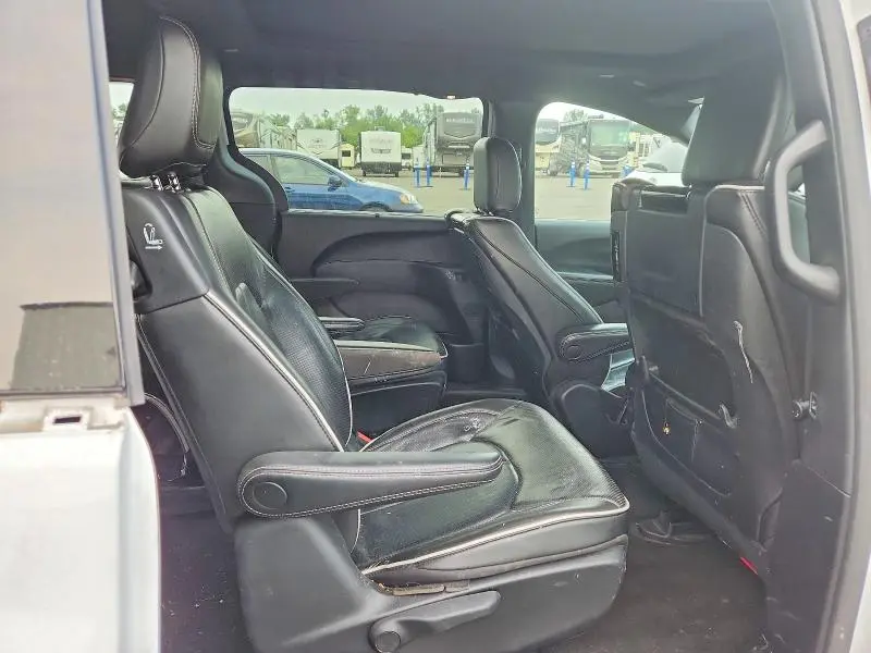 2022 CHRYSLER PACIFICA HYBRID LIMITED  