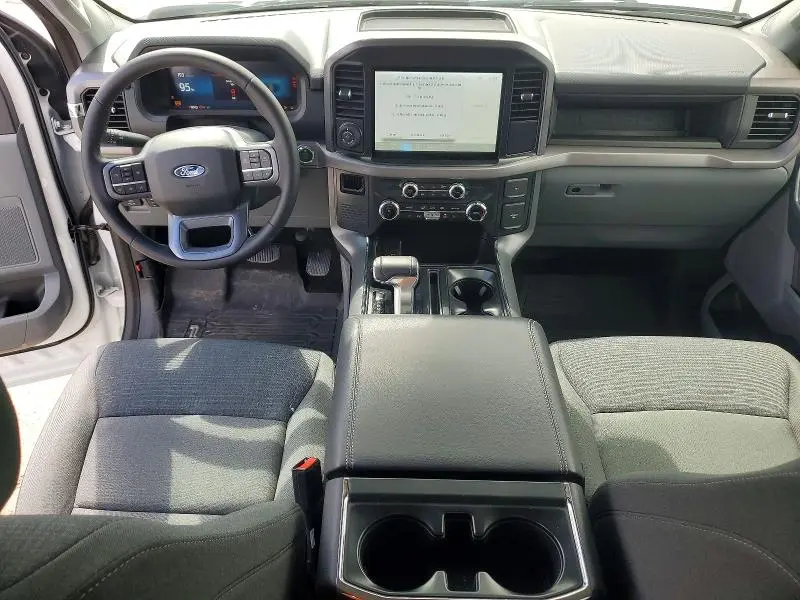 2025 FORD F150 LIGHTNING XLT  