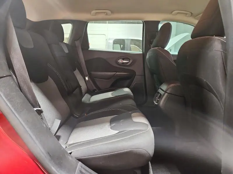 2015 JEEP CHEROKEE SPORT  