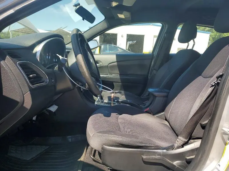2014 CHRYSLER 200 LX  
