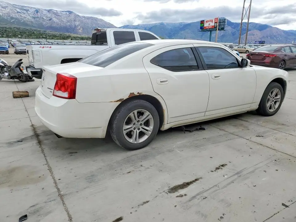 2010 DODGE CHARGER SXT  