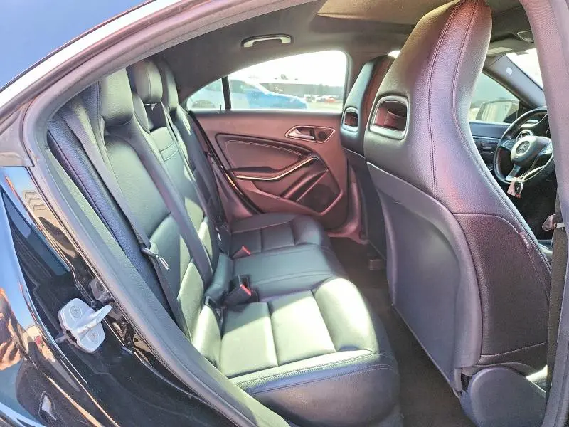 2015 MERCEDES-BENZ CLA 250 4MATIC  
