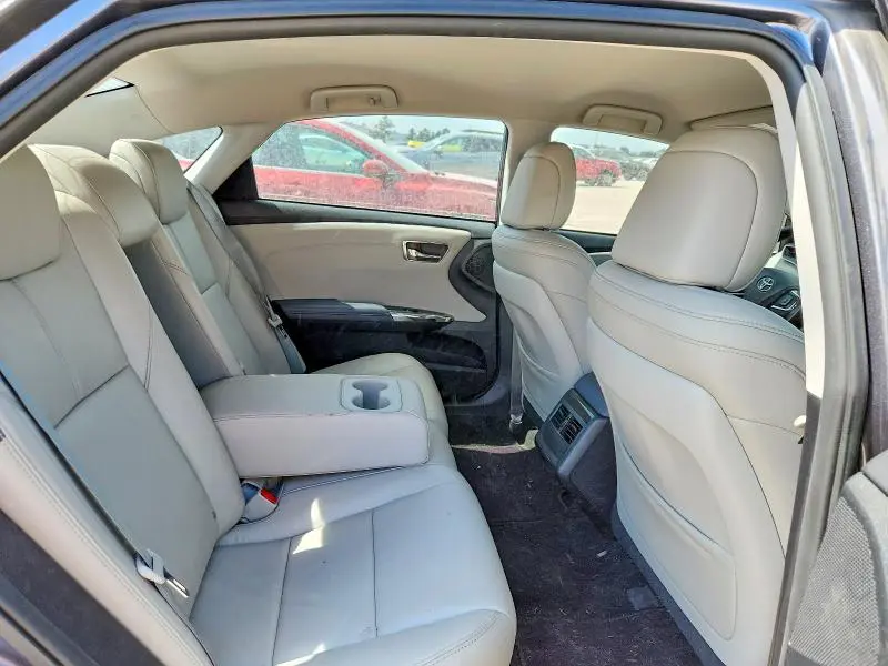 2015 TOYOTA AVALON XLE  