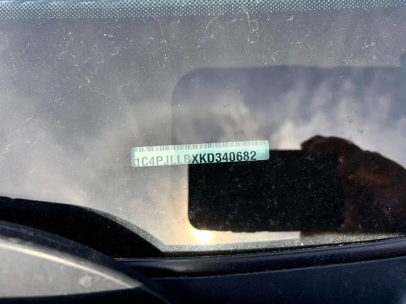 2019 JEEP CHEROKEE LATITUDE PLUS  