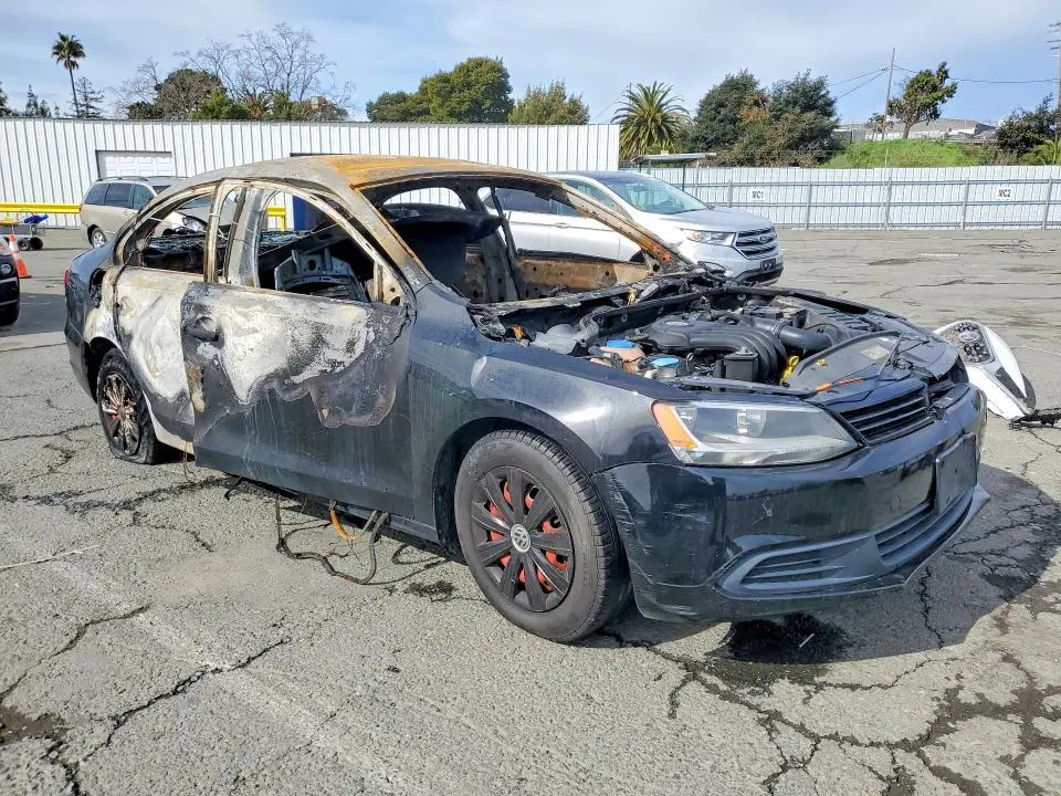 2014 VOLKSWAGEN JETTA BASE  