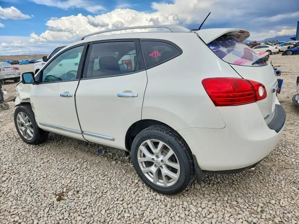2012 NISSAN ROGUE S  