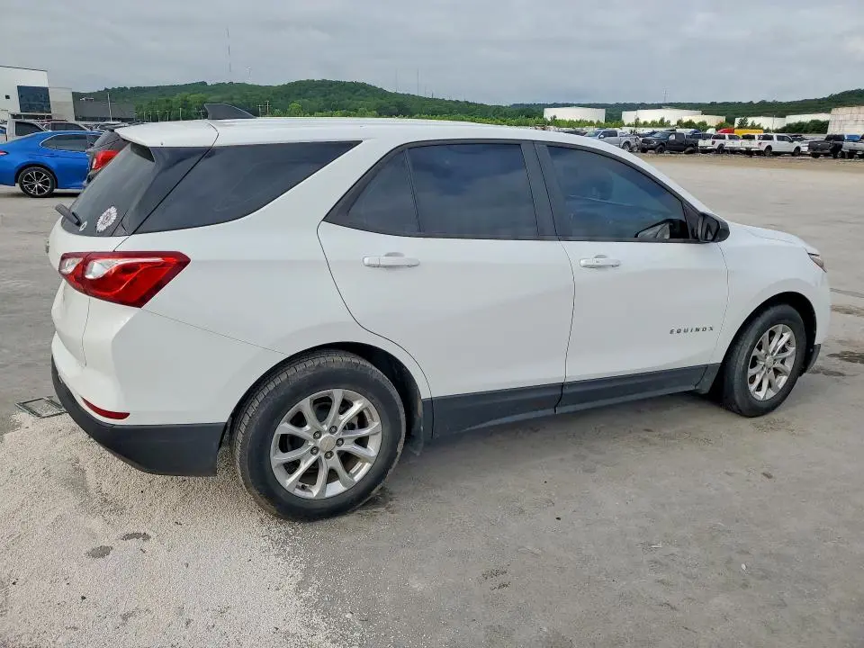 2020 CHEVROLET EQUINOX LS  