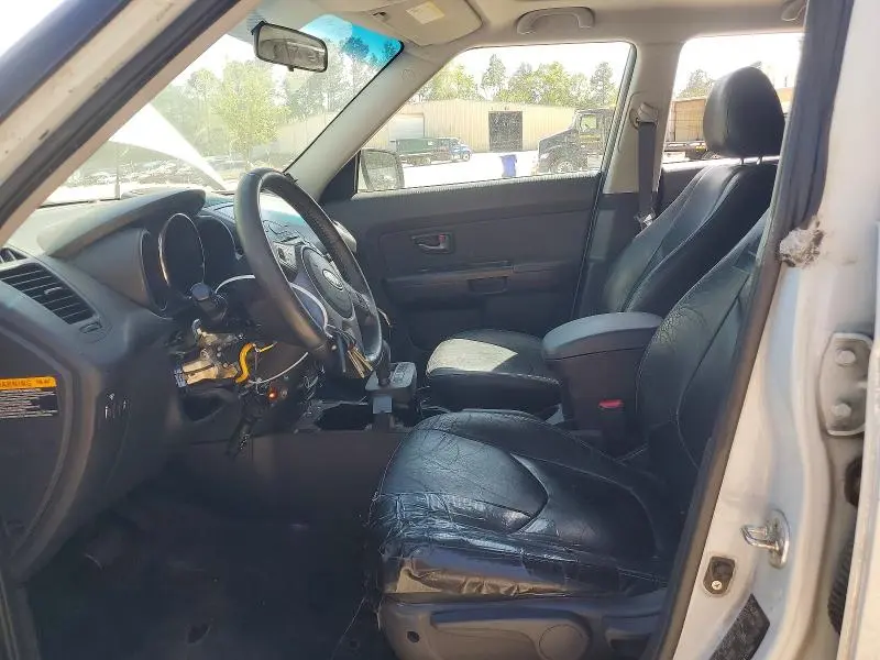 2010 KIA SOUL +  