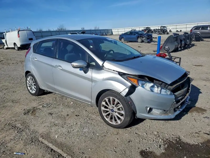 2014 FORD FIESTA SE  