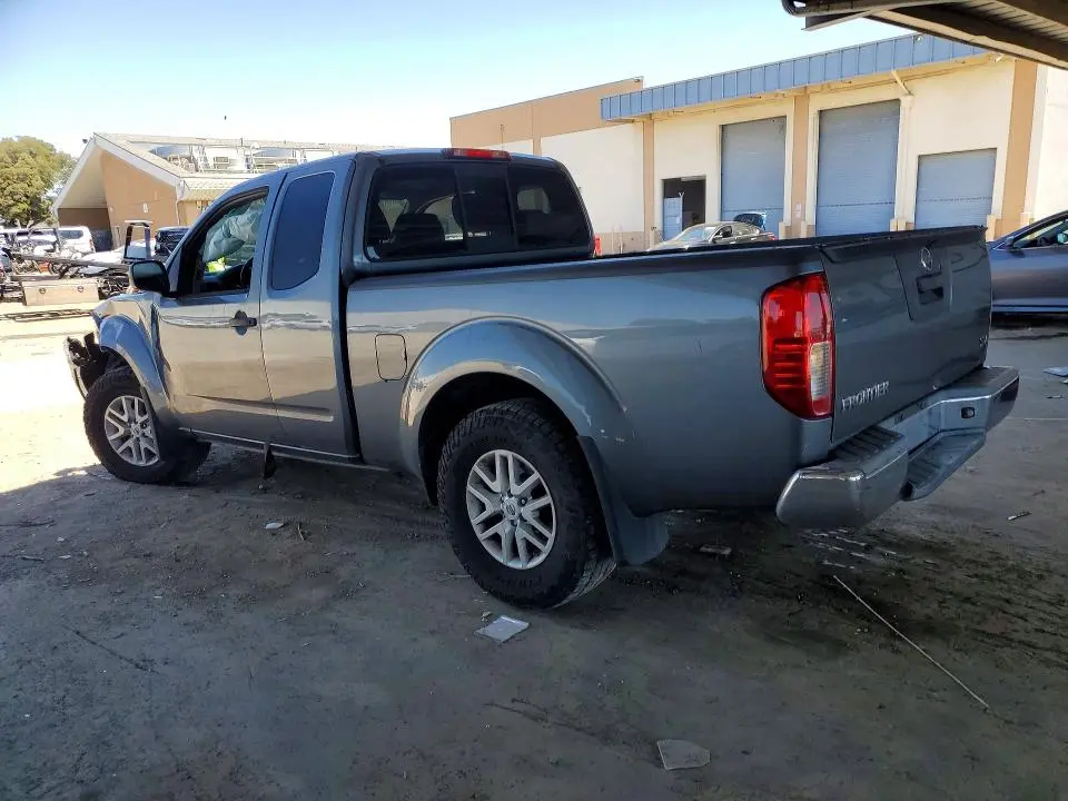 2018 NISSAN FRONTIER SV  
