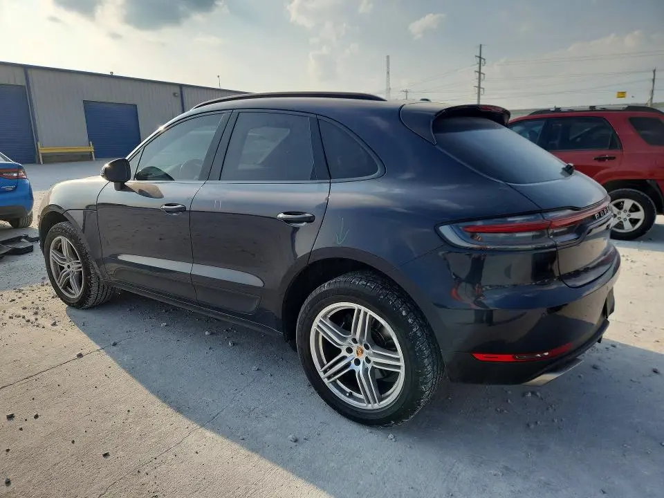 2020 PORSCHE MACAN   