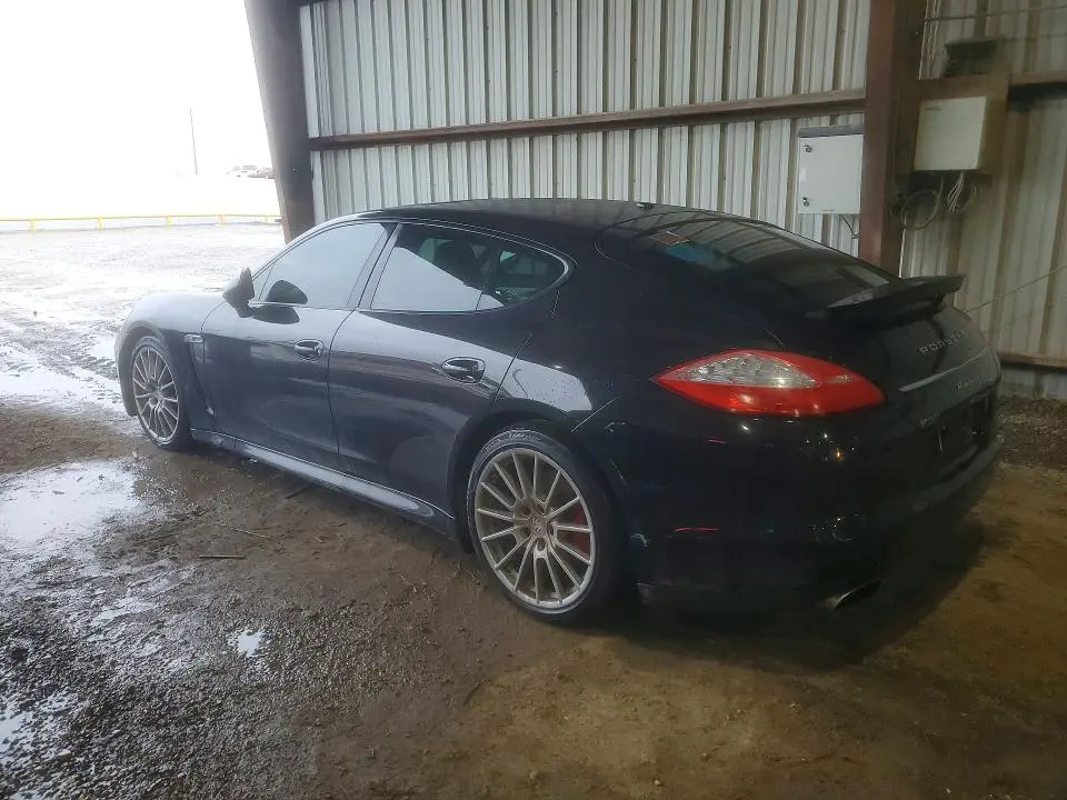 2011 PORSCHE PANAMERA 2  