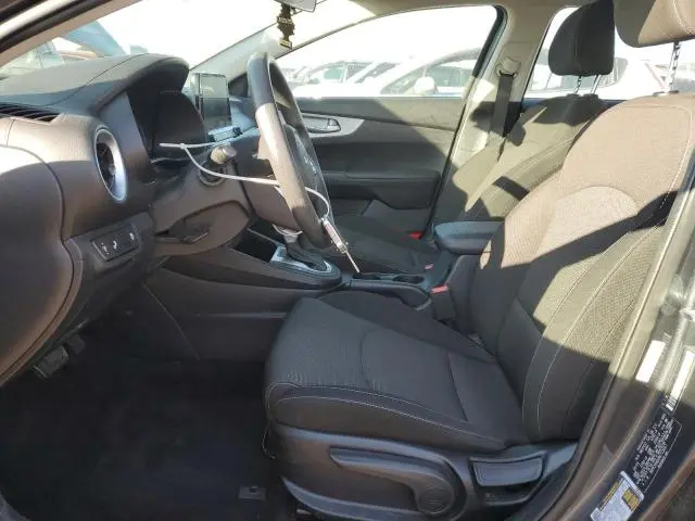 2024 KIA FORTE LX  
