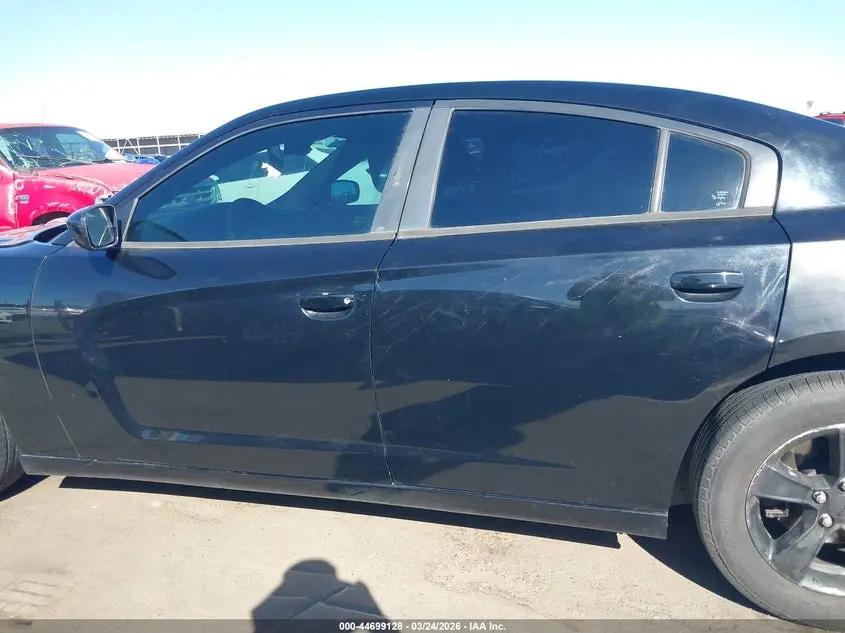 2014 DODGE CHARGER SE