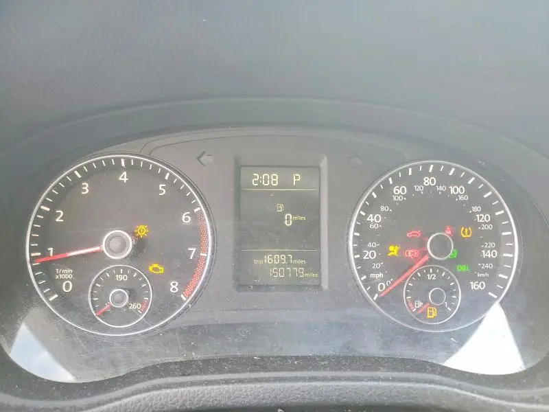 2013 VOLKSWAGEN PASSAT S  