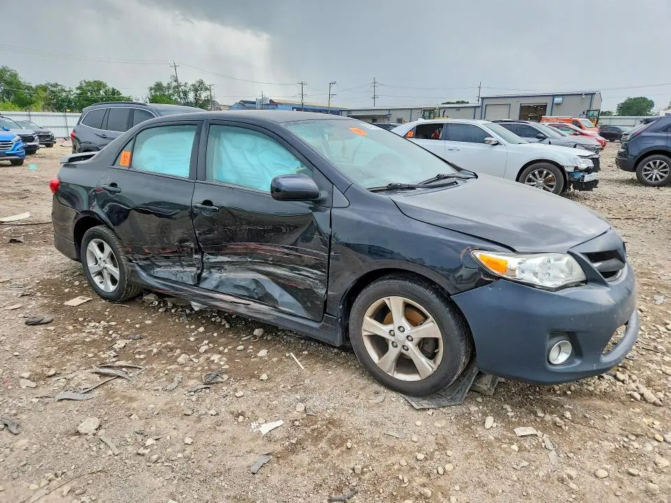 2011 TOYOTA COROLLA S  
