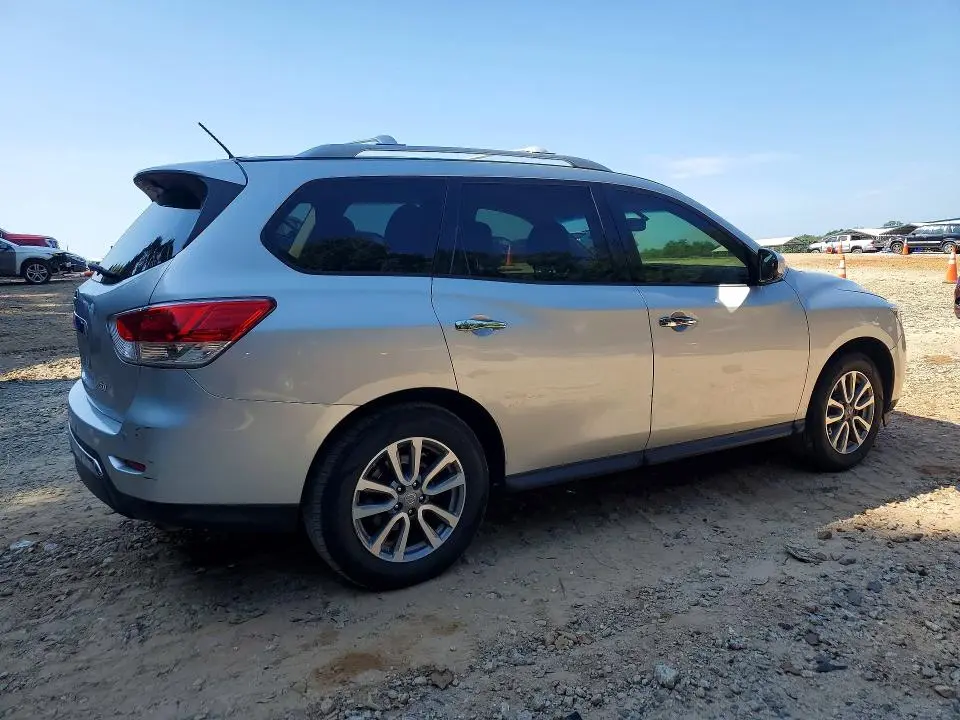 2016 NISSAN PATHFINDER SV  