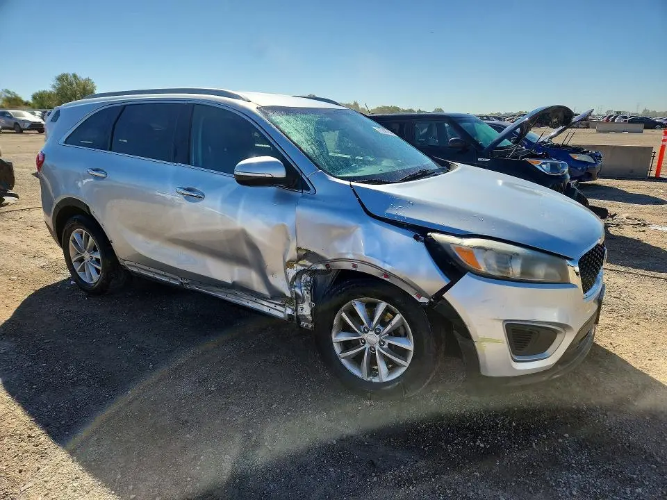 2016 KIA SORENTO LX V6  