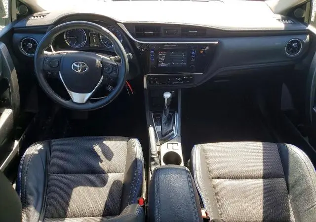 2017 TOYOTA COROLLA SE  