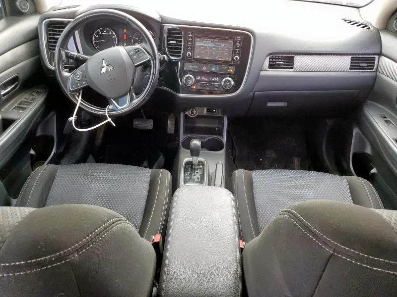2016 MITSUBISHI OUTLANDER SE  