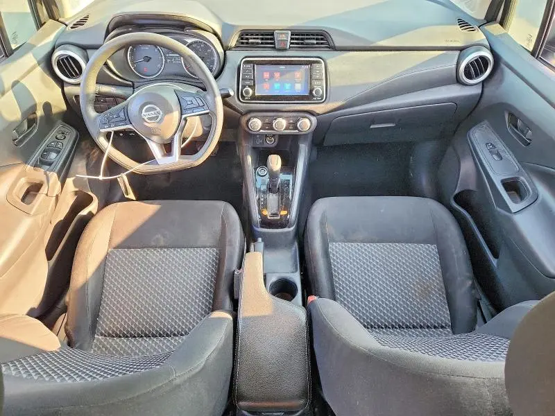 2021 NISSAN VERSA S  