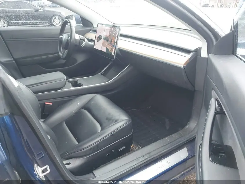 2018 TESLA MODEL 3 LONG RANGE/PERFORMANCE