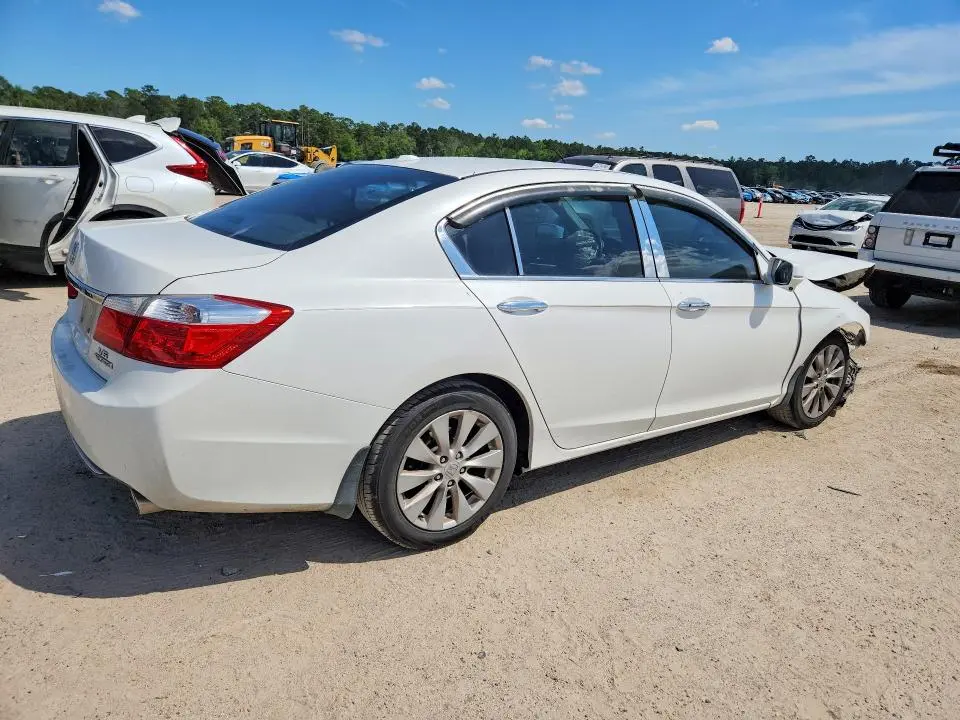 2015 HONDA ACCORD TOURING  