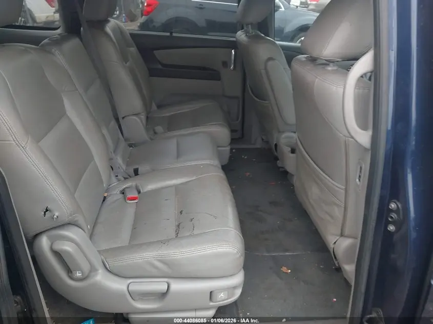 2016 HONDA ODYSSEY SE