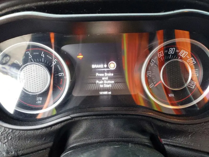 2015 DODGE CHALLENGER SXT  