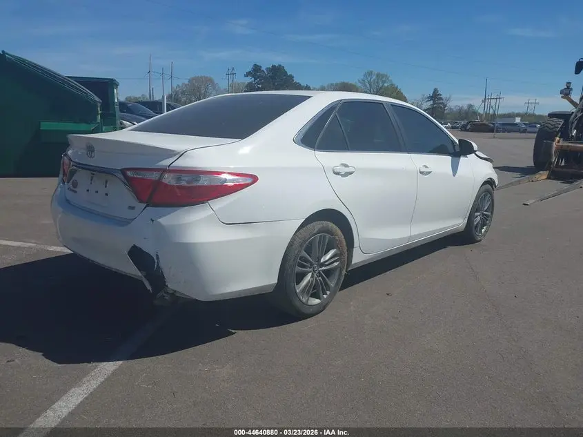 2017 TOYOTA CAMRY SE