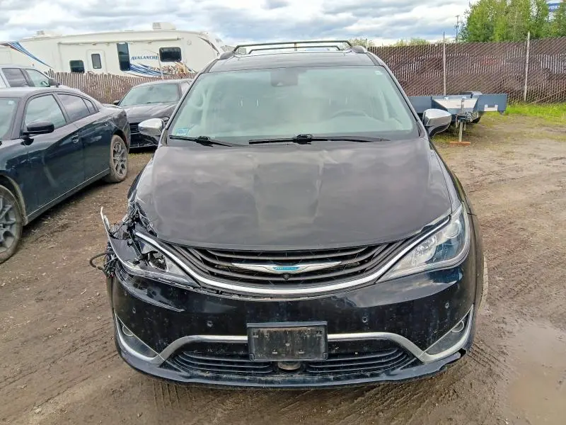 2019 CHRYSLER PACIFICA HYBRID LIMITED  