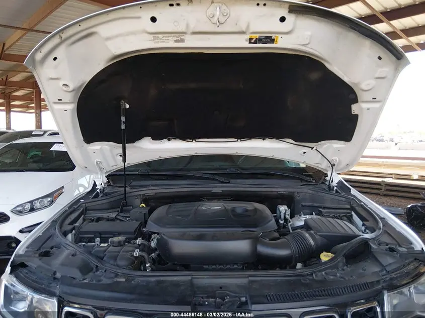 2017 JEEP GRAND CHEROKEE LAREDO 4X2