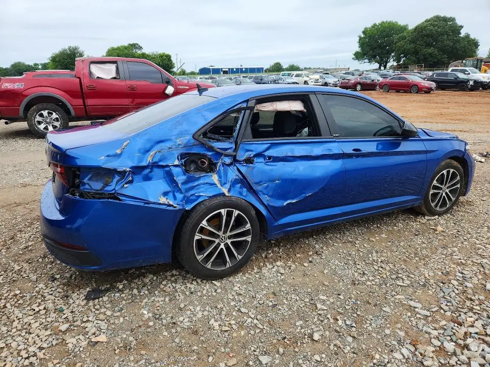 2023 VOLKSWAGEN JETTA SPORT  