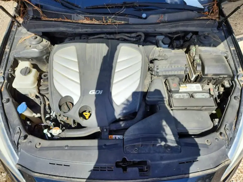 2014 KIA CADENZA PREMIUM  