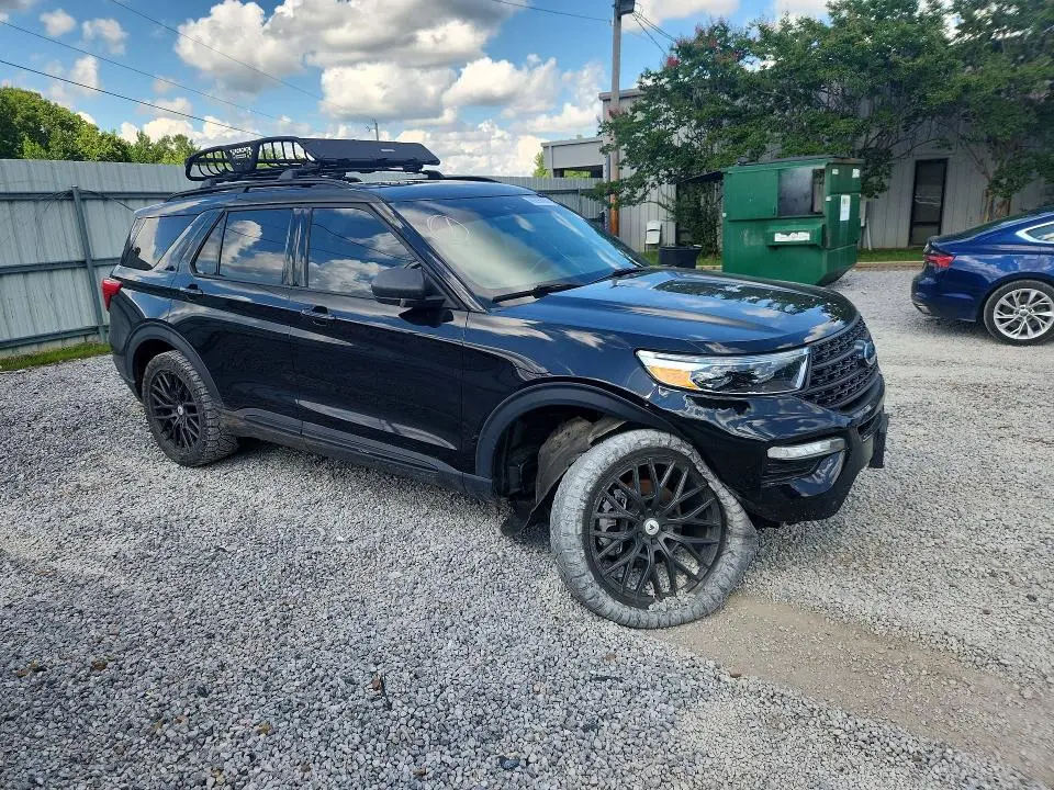 2020 FORD EXPLORER XLT  