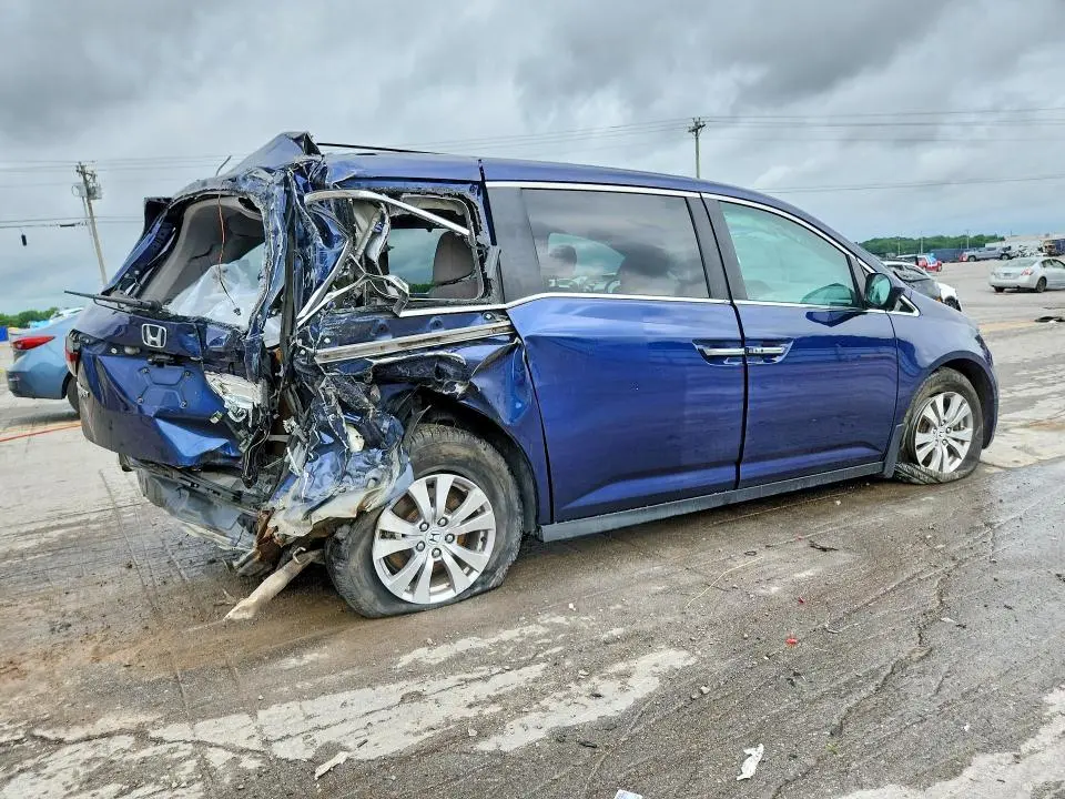 2016 HONDA ODYSSEY SE  