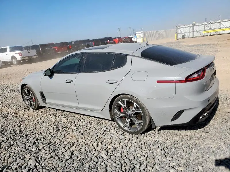 2019 KIA STINGER GT2  