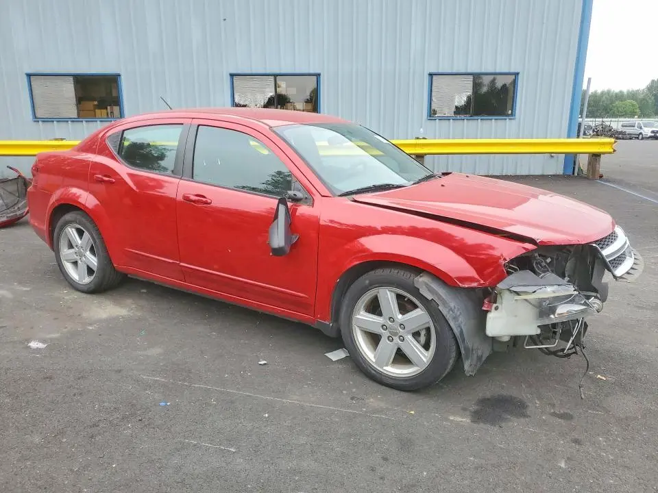 2013 DODGE AVENGER SE  