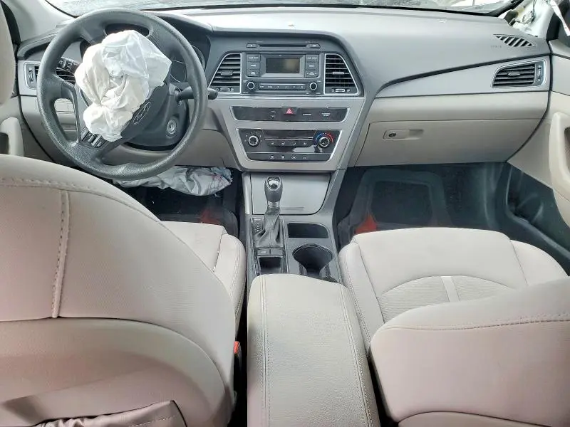 2017 HYUNDAI SONATA SE  