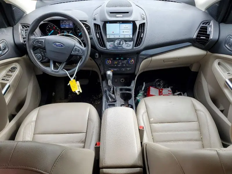 2017 FORD ESCAPE TITANIUM  