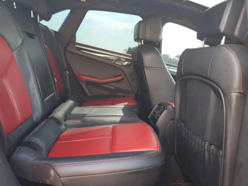 2021 PORSCHE MACAN S  