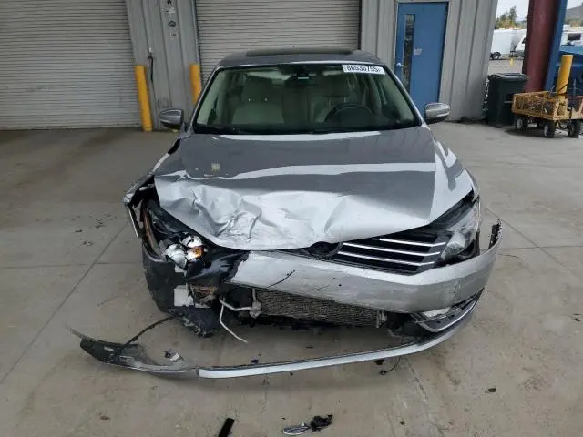 2013 VOLKSWAGEN PASSAT SEL  