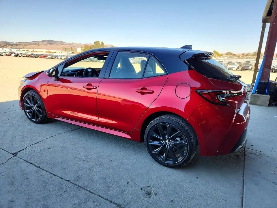 2025 TOYOTA COROLLA XSE  
