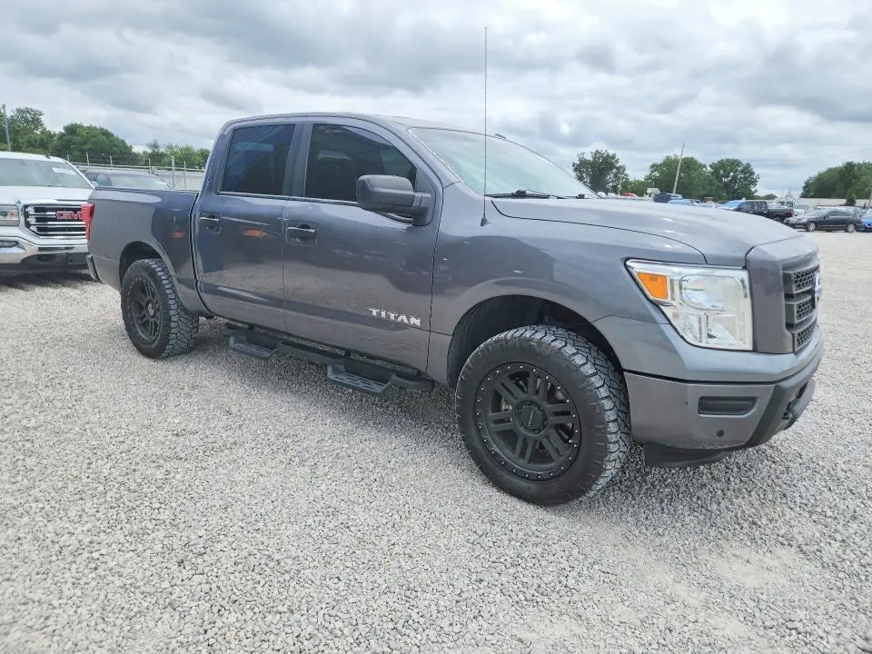 2021 NISSAN TITAN SV  