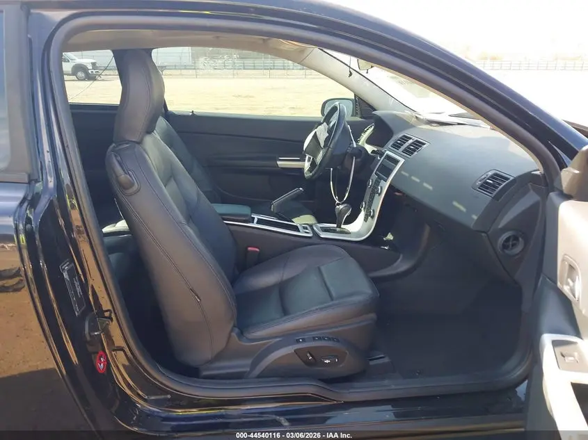 2013 VOLVO C30 T5