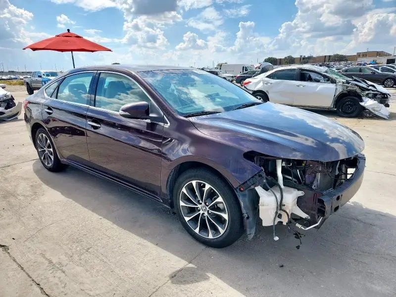 2016 TOYOTA AVALON XLE  