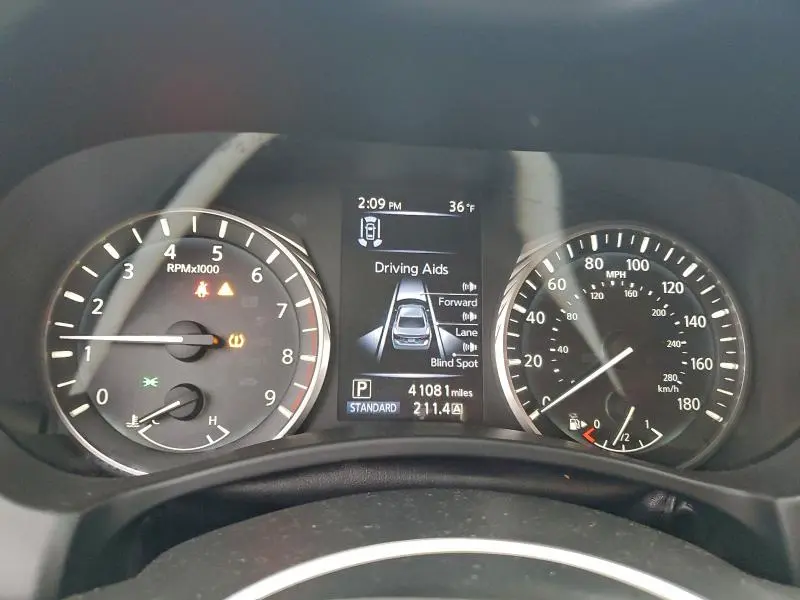 2021 INFINITI Q50 LUXE  