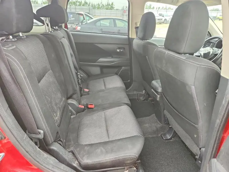 2017 MITSUBISHI OUTLANDER ES  
