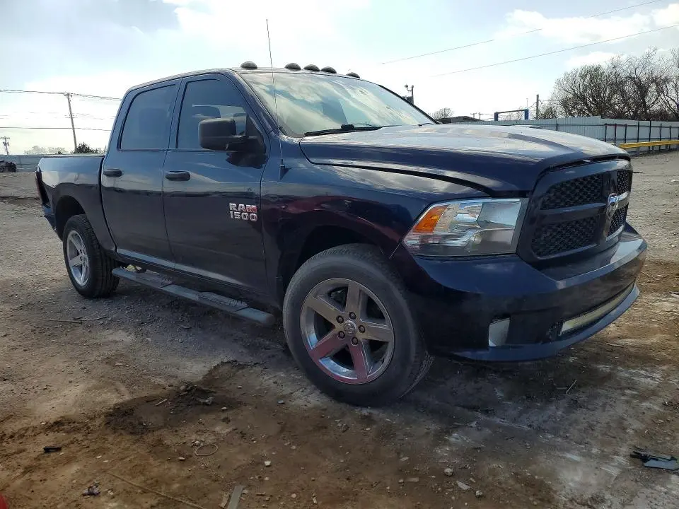 2013 RAM 1500 ST  